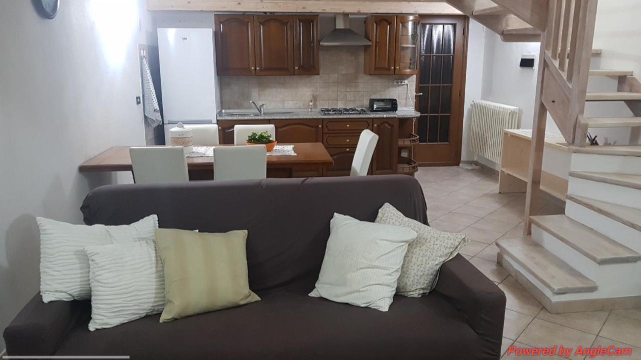 Appartamento "Chanoux 74" Châtillon Buitenkant foto